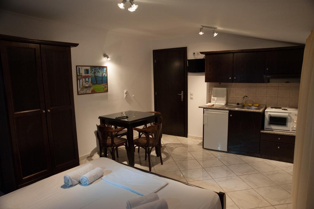 Pansion Olga Apartment Parga Room photo